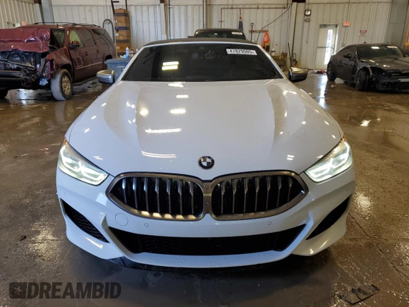 2019 BMW 8 Series M850i xDrive with VIN WBAFY4C56KBX39668, listed as a Copart auction lot 47829505 with 68,774 mi miles and Salvage title. Bid and sale history available at DreamBid. Image 5.