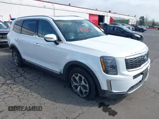 2020 Kia Telluride EX z VIN 5XYP3DHC6LG002863, wystawiony jako IAAI lot #41905202 z przebiegiem 88 561 mil mil oraz . Historia ofert i sprzedaży dostępna na DreamBid. Obrazek 1.