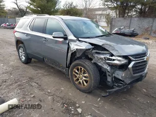 2018 Chevrolet Traverse LT Cloth with VIN 1GNERGKW6JJ224916, listed as a IAAI auction lot 41627315 with 180,639 mi miles. Bid and sale history available at carsss.com. Image 1.