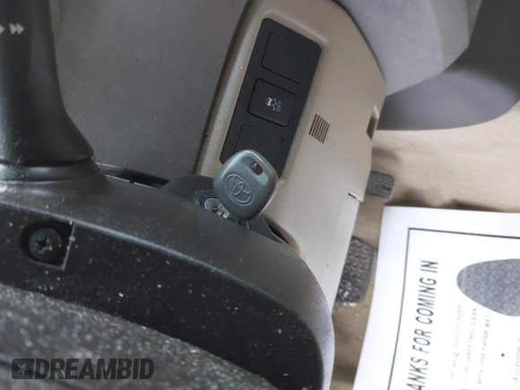 2010 Toyota Tundra 4WD Truck with VIN 5TFCY5F13AX009786, listed as a IAAI auction lot 41354641 with 204,918 mi miles. Bid and sale history available at carsss.com. Image 11.