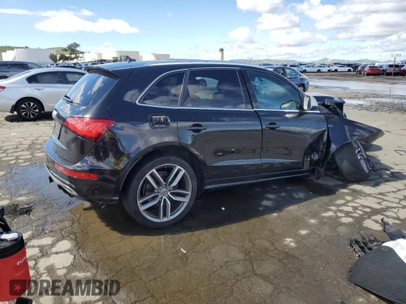 2014 Audi SQ5 Premium Plus z VIN WA1CGAFP3EA052852, wystawiony jako Copart lot #49169825 z przebiegiem 239 543 mil mil oraz Szkoda całkowita • Salvage title. Historia ofert i sprzedaży dostępna na DreamBid. Obrazek 3.