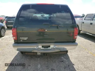 2002 Ford Expedition Eddie Bauer with VIN 1FMPU18L22LA37667, listed as a Copart auction lot 62414565 with 292,660 mi miles and Clean title. Bid and sale history available at DreamBid. Image 6.