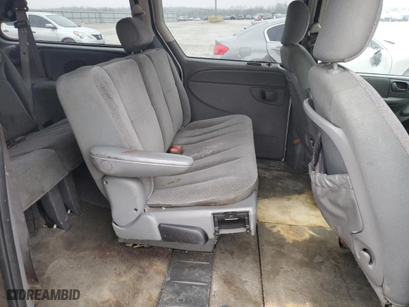 2005 Dodge Caravan SE with VIN 1D4GP24R35B421272, listed as a Copart auction lot 43845825 with 270,155 mi miles and Salvage Title. Bid and sale history available at carsss.com. Image 11.