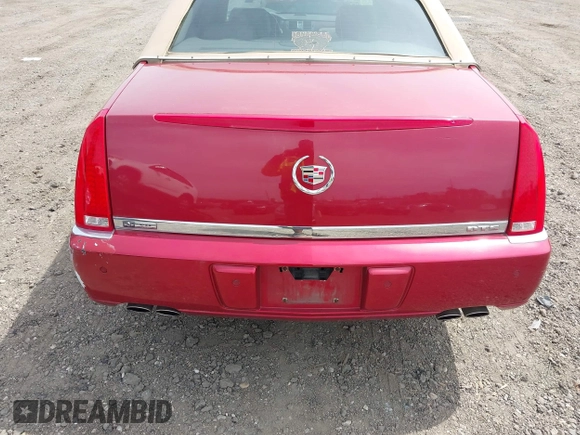 2006 Cadillac DTS w/1SE with VIN 1G6KD57996U113240, listed as a IAAI auction lot 42120004 with 120,806 mi miles. Bid and sale history available at carsss.com. Image 6.