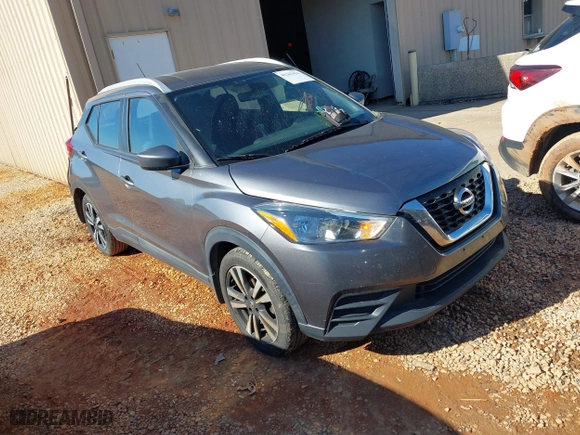 2018 Nissan Kicks SV with VIN 3N1CP5CU9JL545559, listed as a IAAI auction lot 41365421 with 110,357 mi miles. Bid and sale history available at carsss.com. Image 1.