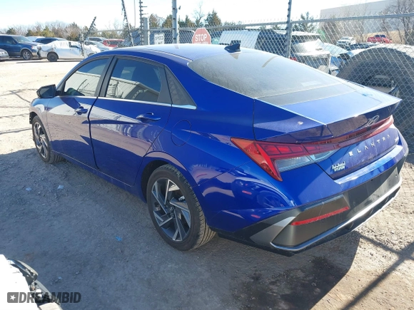 2024 Hyundai Elantra Limited with VIN KMHLP4DG0RU827019, listed as a IAAI auction lot 41466725 with 2,866 mi miles. Bid and sale history available at carsss.com. Image 3.