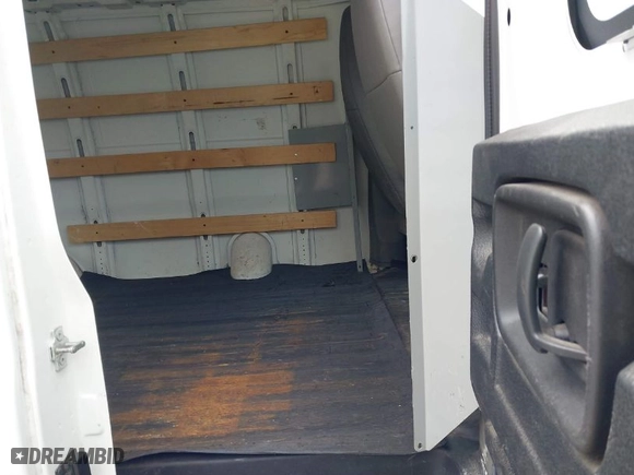 2015 GMC Savana Cargo Van with VIN 1GTW7FCF6F1137813, listed as a IAAI auction lot 41930993 with 199,780 mi miles. Bid and sale history available at carsss.com. Image 8.