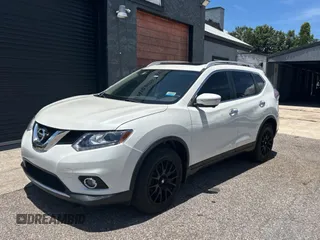2015 Nissan Rogue SL with VIN 5N1AT2MVXFC762655, listed as a Copart auction lot 61840345 with 128,624 mi miles and Clean title. Bid and sale history available at DreamBid. Image 2.