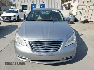 2013 Chrysler 200 LX with VIN 1C3CCBAB8DN641216, listed as a Copart auction lot 88522715 with 158,124 mi miles and Salvage Title. Bid and sale history available at carsss.com. Image 5.