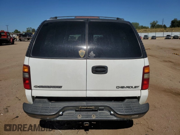 2000 Chevrolet Suburban LS with VIN 3GNGK26U2YG222505, listed as a Copart auction lot 74813244 with 311,269 mi miles and Salvage Title. Bid and sale history available at carsss.com. Image 6.