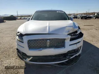 2019 Lincoln Nautilus Reserve with VIN 2LMPJ6LP6KBL18701, listed as a Copart auction lot 44176695 with Not provided miles and Salvage title. Bid and sale history available at DreamBid. Image 5.