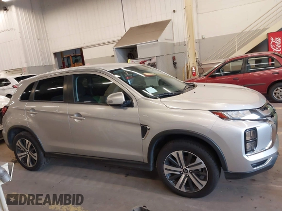 2021 Mitsubishi Outlander ES с VIN JA4ARUAU3MU024076, выставлен на аукционе IAAI как лот 41835769 с пробегом 44 109 миль миль и . История ставок и продаж доступна на DreamBid. Изображение 12.