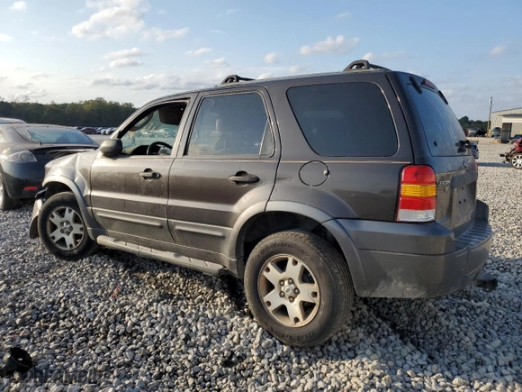 2006 Ford Escape XLT with VIN 1FMYU03186KB35165, listed as a Copart auction lot 71563254 with 206,450 mi miles and Clean Title. Bid and sale history available at carsss.com. Image 2.