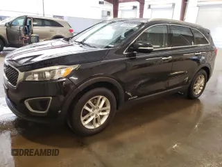 2017 Kia Sorento LX with VIN 5XYPGDA58HG196318, listed as a Copart auction lot 50960985 with 227,635 mi miles and Salvage Title. Bid and sale history available at carsss.com. Image 1.