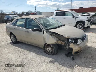 2007 Ford Focus S with VIN 1FAFP34N77W129363, listed as a Copart auction lot 53154145 with 71,852 mi miles and Non Repairable. Bid and sale history available at carsss.com. Image 4.