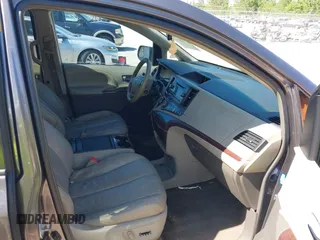 2012 Toyota Sienna XLE AAS with VIN 5TDYK3DC5CS259216, listed as a IAAI auction lot 42143551 with 219,957 mi miles and . Bid and sale history available at DreamBid. Image 5.