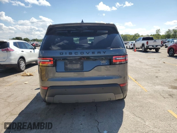 2019 Land Rover Discovery HSE with VIN SALRR2RVXK2406889, listed as a Copart auction lot 70643184 with Not Provided miles and Salvage Title. Bid and sale history available at carsss.com. Image 6.