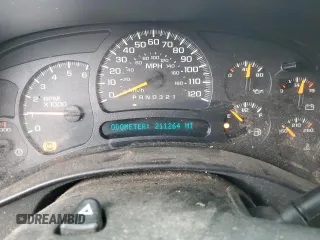 2006 Chevrolet Suburban LS with VIN 3GNGK26U36G231663, listed as a Copart auction lot 86627644 with 211,264 mi miles and Salvage Title. Bid and sale history available at carsss.com. Image 9.