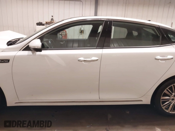2016 Kia Optima SXL Turbo with VIN 5XXGV4L21GG073147, listed as a IAAI auction lot 41504517 with 130,467 mi miles. Bid and sale history available at carsss.com. Image 14.