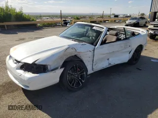 1994 Ford Mustang z VIN 1FALP45T8RF205391, wystawiony jako Copart lot #54699065 z przebiegiem 167 335 mil mil oraz Szkoda całkowita • Salvage title. Historia ofert i sprzedaży dostępna na DreamBid. Obrazek 1.