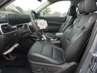2025 Kia Telluride S z VIN 5XYP6DGC8SG600153, wystawiony jako Copart lot #48676495 z przebiegiem 2 819 mil mil oraz Szkoda całkowita • Salvage title. Historia ofert i sprzedaży dostępna na DreamBid. Obrazek 7.