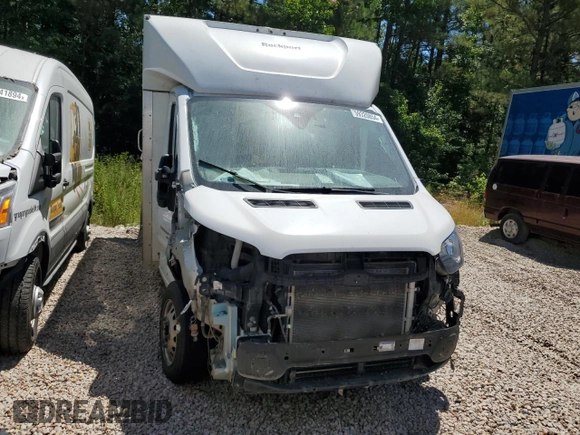 2021 Ford Transit with VIN 1FDBF8PG8MKA05168, listed as a Copart auction lot 59320854 with Not Provided miles and Salvage Title. Bid and sale history available at DreamBid. Image 5.