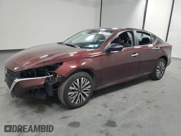2025 Nissan Altima SV with VIN 1N4BL4DW1SN317805, listed as a Copart auction lot 53736445 with 10,384 mi miles and Clean Title. Bid and sale history available at DreamBid. Image 1.