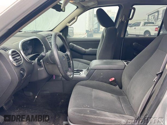2009 Ford Explorer XLT with VIN 1FMEU73E39UA32047, listed as a IAAI auction lot 42716550 with 146,194 mi miles and . Bid and sale history available at DreamBid. Image 9.