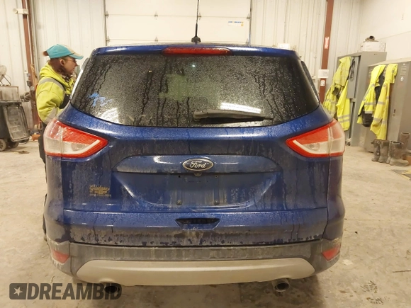 2014 Ford Escape SE z VIN 1FMCU9GX1EUD19721, wystawiony jako IAAI lot #41365586 z przebiegiem 146 219 mil mil oraz . Historia ofert i sprzedaży dostępna na DreamBid. Obrazek 16.