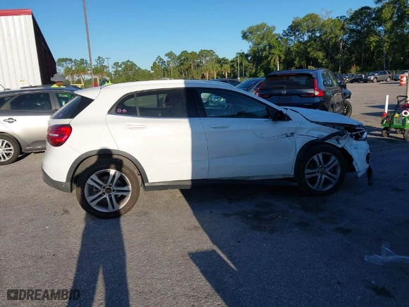2019 Mercedes-Benz GLA with VIN WDCTG4EB1KJ551894, listed as a IAAI auction lot 41807453 with 81,606 mi miles. Bid and sale history available at carsss.com. Image 13.