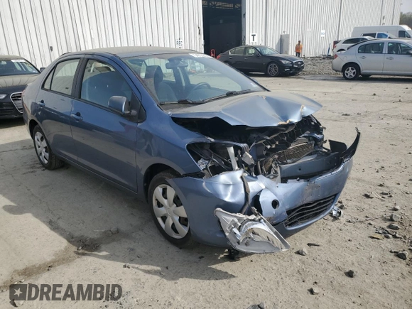 2009 Toyota Yaris z VIN JTDBT903394052663, wystawiony jako Copart lot #54700835 z przebiegiem 110 459 mil mil oraz Szkody całkowita. Historia ofert i sprzedaży dostępna na DreamBid. Obrazek 4.