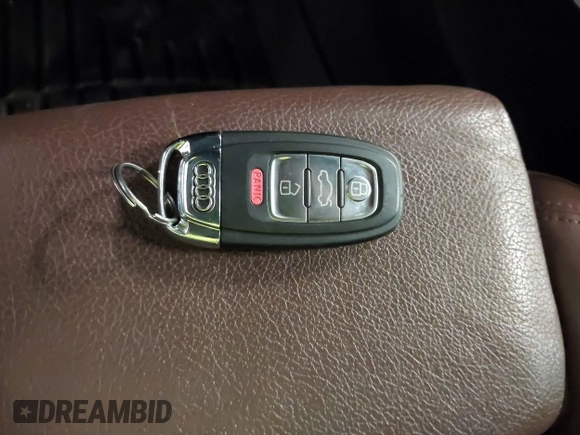 2013 Audi Q5 Premium Plus with VIN WA1LFAFP3DA045644, listed as a IAAI auction lot 42623579 with 188,531 mi miles and . Bid and sale history available at DreamBid. Image 11.