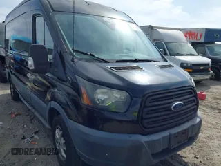 2015 Ford Transit Cargo with VIN 1FTYR2CM4FKA73033, listed as a IAAI auction lot 42000319 with 88,001 mi miles. Bid and sale history available at carsss.com. Image 1.