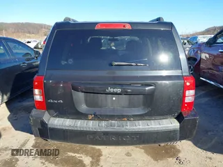 2010 Jeep Patriot Sport z VIN 1J4NF1GB2AD638062, wystawiony jako IAAI lot #41051186 z przebiegiem 204 239 mil mil oraz . Historia ofert i sprzedaży dostępna na DreamBid. Obrazek 16.