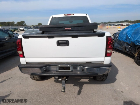 2003 Chevrolet Silverado 1500HD LS with VIN 1GCGK13U53F121654, listed as a Copart auction lot 71167244 with 0 mi miles and Salvage Title. Bid and sale history available at carsss.com. Image 6.