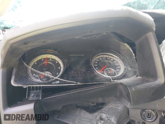 2019 Ram 1500 Tradesman z VIN 1C6RR6FG0KS712690, wystawiony jako IAAI lot #42227307 z przebiegiem Nie podano mil oraz . Historia ofert i sprzedaży dostępna na DreamBid. Obrazek 7.