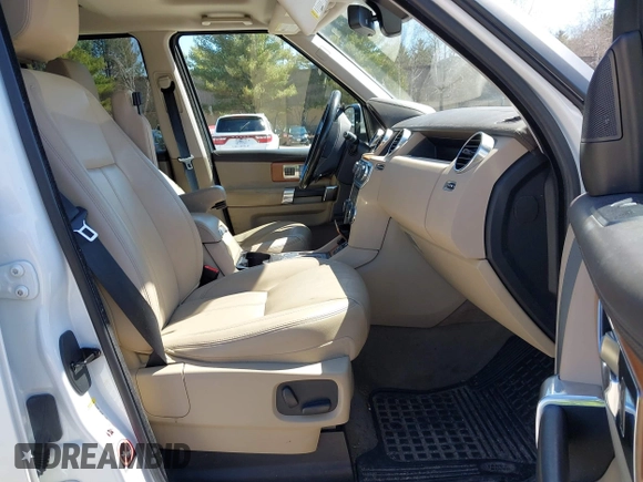 2015 Land Rover LR4 Lux with VIN SALAK2V67FA775947, listed as a IAAI auction lot 42038771 with 164,957 mi miles and . Bid and sale history available at DreamBid. Image 5.