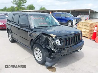 2016 Jeep Patriot Sport with VIN 1C4NJPBAXGD813933, listed as a IAAI auction lot 42064438 with 118,969 mi miles and . Bid and sale history available at DreamBid. Image 1.