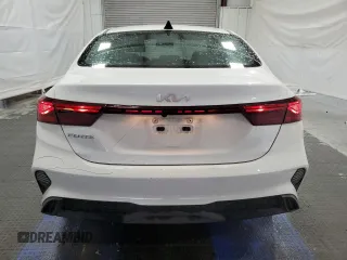 2024 Kia Forte LXS with VIN 3KPF24ADXRE757344, listed as a Copart auction lot 53042775 with 27,367 mi miles and Salvage Title. Bid and sale history available at carsss.com. Image 6.