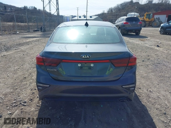 2021 Kia Forte LXS with VIN 3KPF24AD9ME409155, listed as a IAAI auction lot 41815723 with 30,973 mi miles. Bid and sale history available at carsss.com. Image 17.