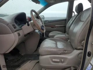 2004 Toyota Sienna XLE with VIN 5TDZA22C44S008497, listed as a Copart auction lot 45468995 with 176,366 mi miles and Salvage Title. Bid and sale history available at carsss.com. Image 7.