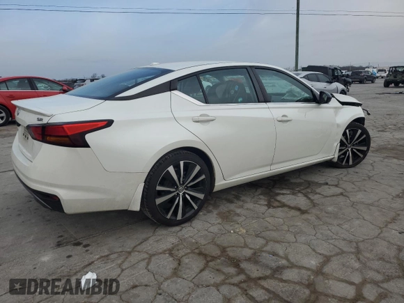 2019 Nissan Altima SR with VIN 1N4BL4CV0KC206702, listed as a Copart auction lot 48730745 with 93,300 mi miles and Salvage Title. Bid and sale history available at carsss.com. Image 3.