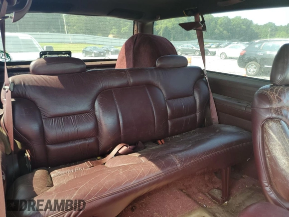 1995 Chevrolet Tahoe with VIN NCS107261, listed as a Copart auction lot 68515244 with 148,312 mi miles and Salvage title. Bid and sale history available at DreamBid. Image 11.
