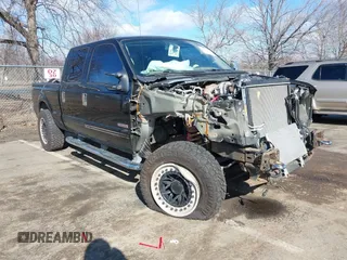 2006 Ford Super Duty F-250 XL with VIN 1FTSW21P76EA63915, listed as a IAAI auction lot 41525154 with 68,147 mi miles. Bid and sale history available at carsss.com. Image 1.