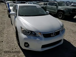 2012 Lexus CT 200h z VIN JTHKD5BHXC2073056, wystawiony jako Copart lot #48620684 z przebiegiem 106 505 mil mil oraz Szkoda całkowita • Salvage title. Historia ofert i sprzedaży dostępna na DreamBid. Obrazek 11.