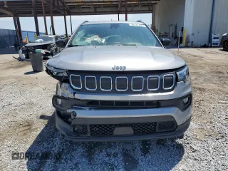 2022 Jeep Compass Latitude with VIN 3C4NJCBB7NT214268, listed as a Copart auction lot 54277455 with 24,695 mi miles and Salvage title. Bid and sale history available at DreamBid. Image 5.