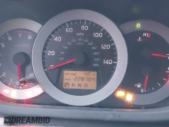 2007 Toyota RAV4 Limited with VIN JTMZK34V075013451, listed as a IAAI auction lot 41227526 with 228,784 mi miles. Bid and sale history available at carsss.com. Image 7.