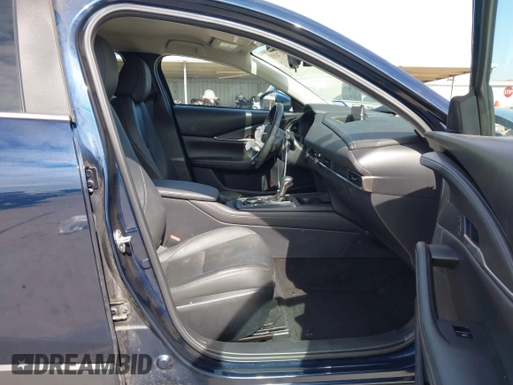 2021 Mazda CX-30 Select with VIN 3MVDMABL5MM272418, listed as a IAAI auction lot 41783355 with 25,429 mi miles and . Bid and sale history available at DreamBid. Image 5.