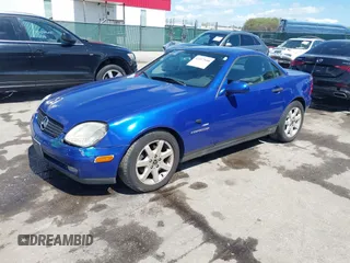 1998 Mercedes-Benz SLK 230/320 with VIN WDBKK47F0WF073233, listed as a IAAI auction lot 42017548 with 125,262 mi miles and . Bid and sale history available at DreamBid. Image 19.