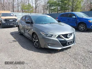 2017 Nissan Maxima SV with VIN 1N4AA6AP2HC443024, listed as a IAAI auction lot 41792085 with 138,285 mi miles. Bid and sale history available at carsss.com. Image 1.